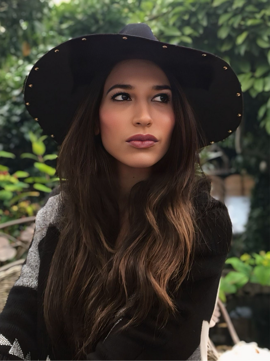 Hat  Wide brimmed fedora