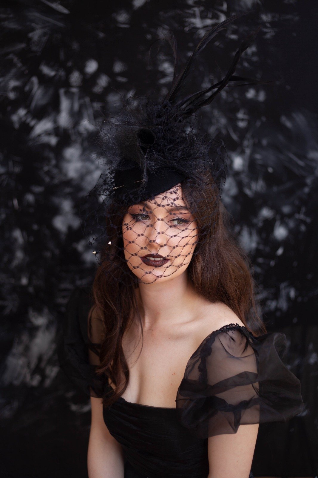 A Alexandra Veil hat Fascinator