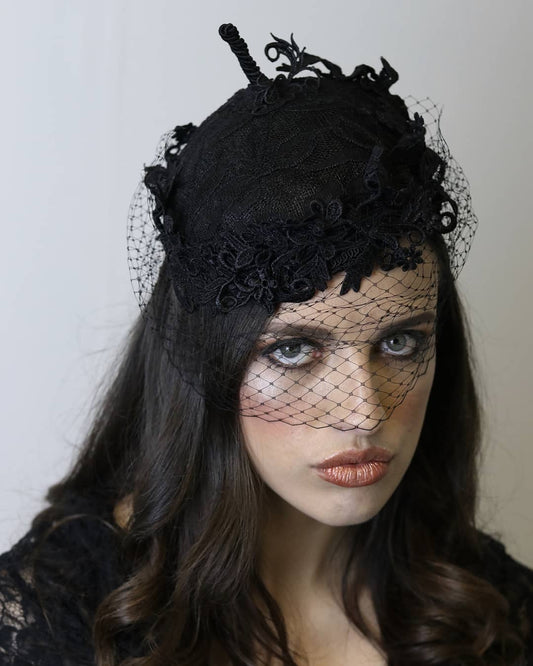 B-Pillbox Fascinator Lace Embroidery